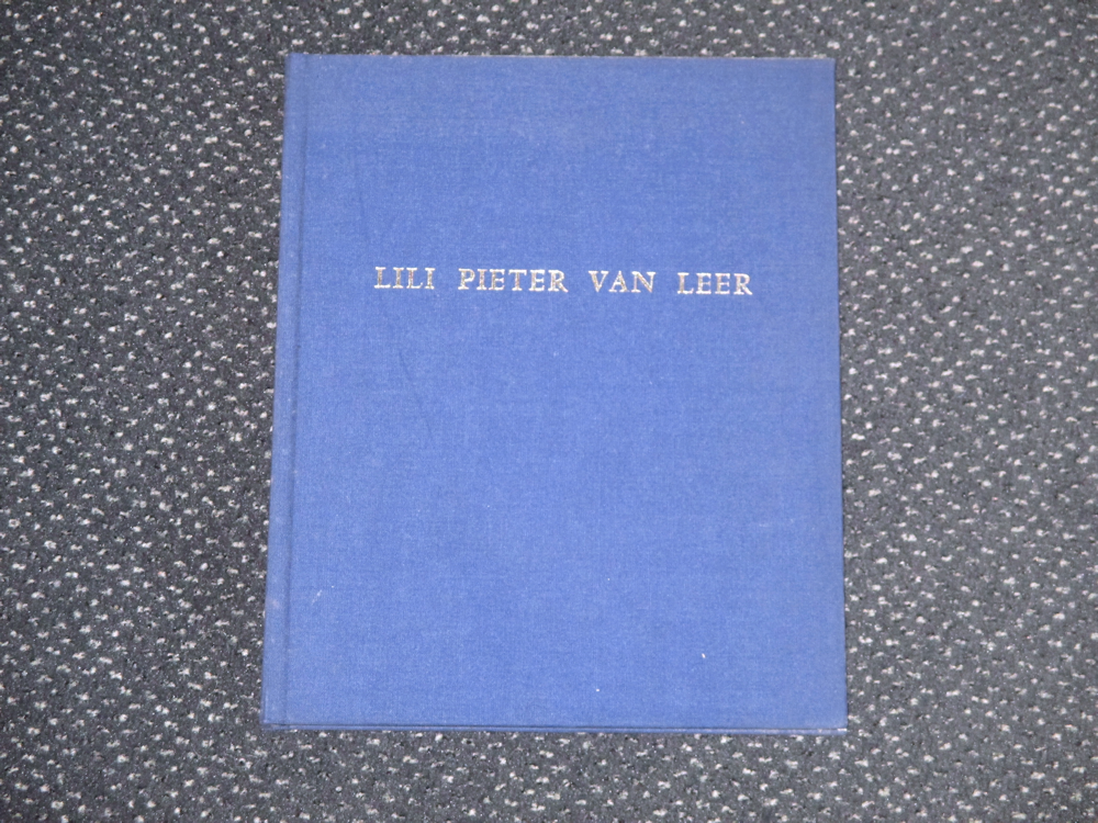 Lili Pieter van Leer, presses du compagnonnage, hard cover, 8,- euro