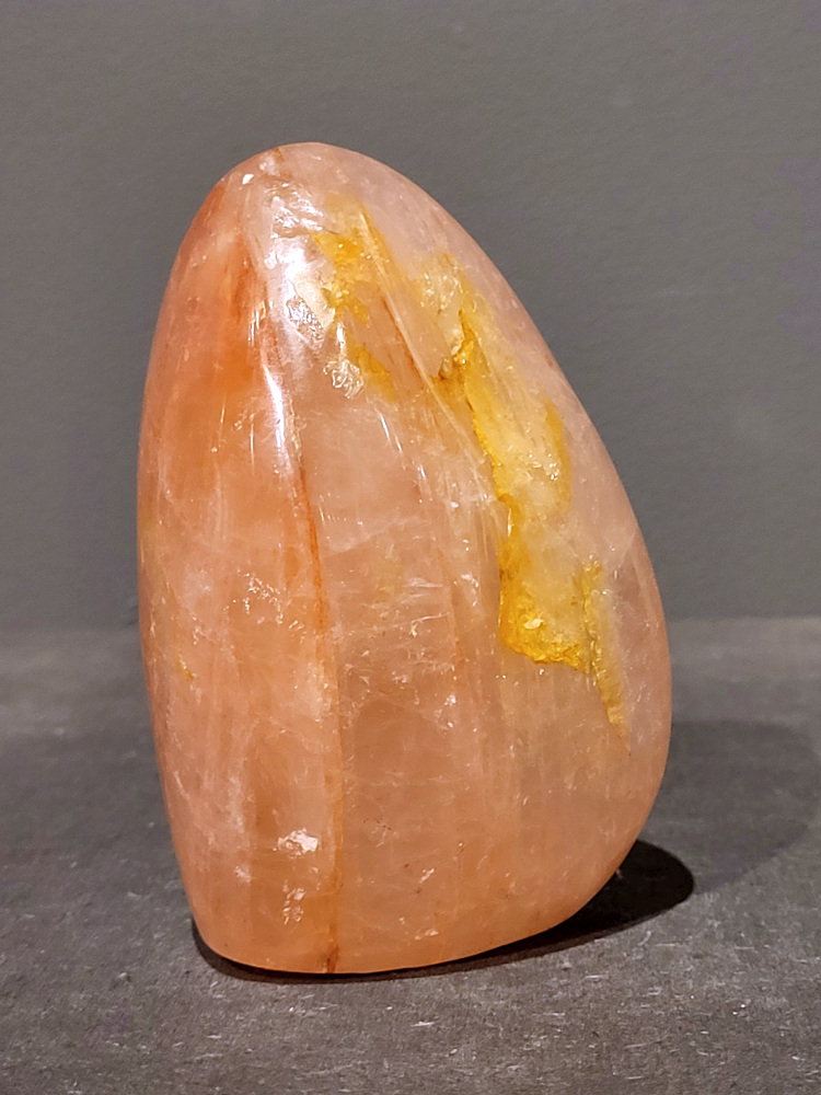 Red healer, sculptuur, 0,5kg, 11cm hoog, 19,- euro, nr. 14