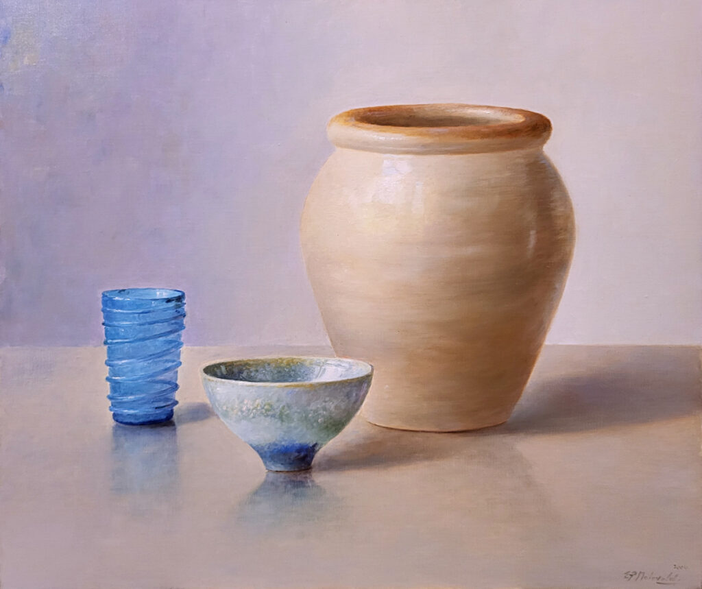 <strong>E.P. Moleveld, olieverf op linnen, keramiek met glas, afmeting 50x60cm doekmaat, 1350,- euro, nr. 391</strong>


Moleveld, E.P.Moleveld, Ed Moleveld geb 1946
<strong>Moleveld, E.P. Moleveld, een kunstenaar met een ongelooflijke perfectie.</strong> Eduard Pieter Moleveld, geboren in Den Haag op 1 mei 1946 en zoon van de bekende voetschilder Pieter Moleveld. <strong>Een naturalistisch fijnschilder, die al zijn objecten zo weet te analyseren, dat hij door een eigen manier van kleuropbouw zijn schilderijen tot een ongekende klasse weet te brengen.</strong> Wanneer men zijn werk van dichterbij bekijkt, zal men een overvloed aan kleuren zien, die op afstand in elkaar overvloeien en het koper, tin, glas of welke stof dan ook, een echtheid meegeven van een weergaloze kwaliteit. Een belangrijk criterium voor Ed Moleveld is dat wanneer hij eetbare produkten schildert, zoals fruit, groente of snoep, hijzelf geprikkeld moet worden om het te willen eten.<strong> E.P. Moleveld geniet grote belangstelling voor zijn werk in binnen- en buitenland en heeft reeds vele nationale en internationale tentoonstellingen met groot succes kunnen afronden.</strong>