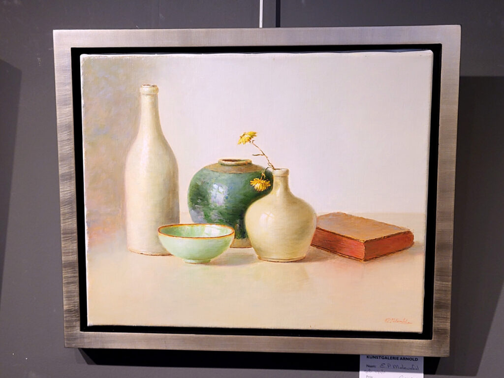 E.P. Moleveld, keramiek met boek, olieverf op linnen, afmeting 40x50cm doekmaat, 1150,- euro, nr. 10